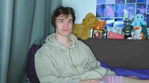 Snapshot of ololkd chatting on November 2025 04:33:01 AM Tony online show from November 2025 04:33:01 AM