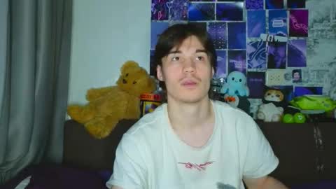 Snapshot of ololkd chatting on November 2025 05:24:01 AM Tony online show from November 2025 05:24:01 AM