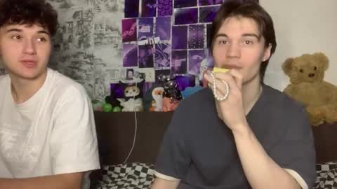 Snapshot of ololkd chatting on November 2025 06:16:02 AM Tony online show from November 2025 06:16:02 AM