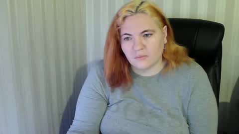 OlyaAndNetty online show from December 2025 08:54:01 AM