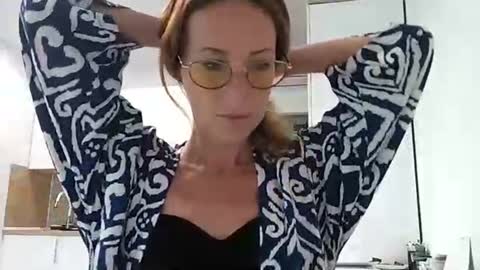 olyra11 online show from July 2026 03:47:01 PM