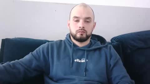 Snapshot of omgwhereim chatting on February 2025 09:44:02 AM omgwhereim online show from February 2025 09:44:02 AM