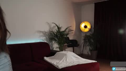    or    online show from September 2025 05:26:03 PM