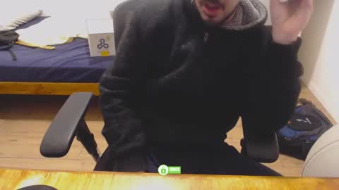 lucky guy online show from February 2025 06:47:02 PM