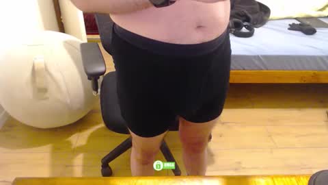 lucky guy online show from December 2025 03:08:02 PM