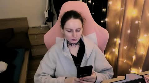 on_yxxx online show from September 2025 08:57:01 PM