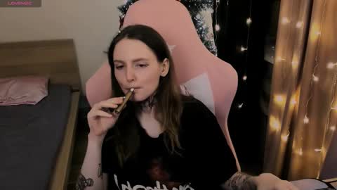 on_yxxx online show from December 2025 04:46:02 PM