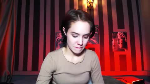 onaloon online show from December 2025 02:41:02 AM