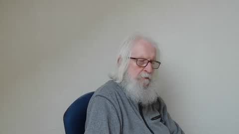 Snapshot of onanister chatting on February 2026 02:23:01 PM Somewhere over the rainbow online show from February 2026 02:23:01 PM