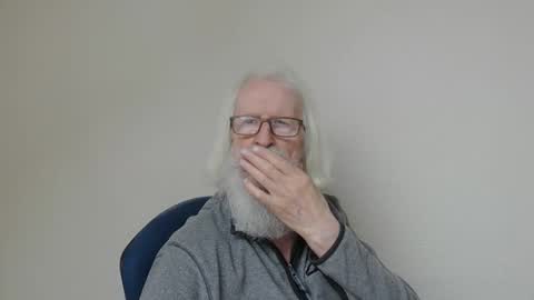 Snapshot of onanister chatting on February 2026 07:56:01 AM Somewhere over the rainbow online show from February 2026 07:56:01 AM