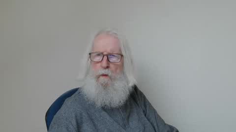 Snapshot of onanister chatting on February 2026 01:56:02 PM Somewhere over the rainbow online show from February 2026 01:56:02 PM