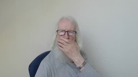 Snapshot of onanister chatting on March 2026 08:09:02 AM Somewhere over the rainbow online show from March 2026 08:09:02 AM