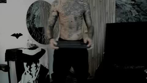     ... online show from December 2025 01:48:02 AM