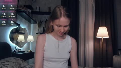 Ana online show from October 2025 07:22:02 PM