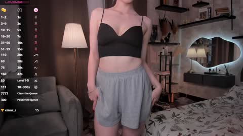 Ana online show from October 2025 07:27:02 AM