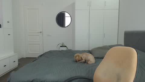 onebestlover online show from February 2025 10:32:02 AM