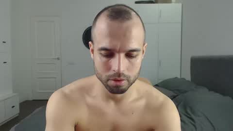 onebestlover online show from February 2025 10:39:01 AM