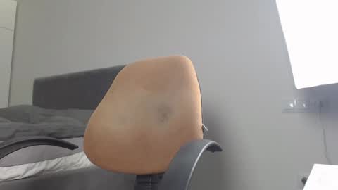 onebestlover online show from March 2025 08:05:01 PM