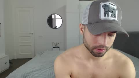 Snapshot of onebestlover chatting on March 2025 12:23:02 PM onebestlover online show from March 2025 12:23:02 PM