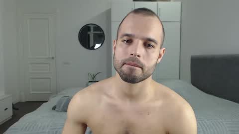 Snapshot of onebestlover chatting on March 2025 07:20:02 PM onebestlover online show from March 2025 07:20:02 PM