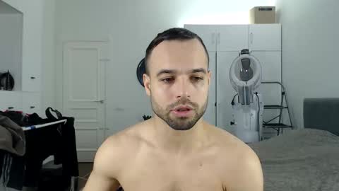 onebestlover online show from January 2026 08:41:01 AM