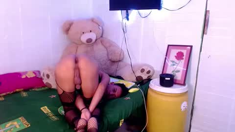 Wyn Will serve you and be your slave online show from March 2025 04:54:02 AM