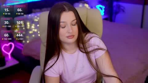 L A Y A online show from November 2025 10:58:01 AM