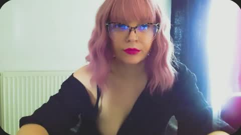 Snapshot of onemoreblonde chatting on June 2026 11:20:02 AM Nicol online show from June 2026 11:20:02 AM