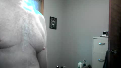 Snapshot of oneyedjackin chatting on October 2025 12:33:01 PM oneyedjackin online show from October 2025 12:33:01 PM