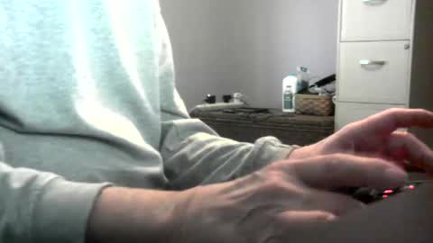 Snapshot of oneyedjackin chatting on December 2025 09:09:02 PM oneyedjackin online show from December 2025 09:09:02 PM