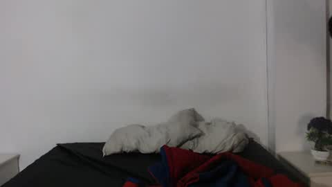 onixandghosty online show from July 2026 06:54:02 PM