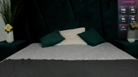 Snapshot of only_eric chatting on November 2025 06:41:02 AM Erick online show from November 2025 06:41:02 AM