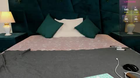 Snapshot of only_eric chatting on November 2025 05:12:02 PM Erick online show from November 2025 05:12:02 PM