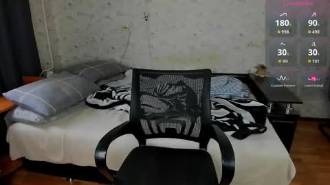 Erick  online show from June 2026 10:17:02 AM