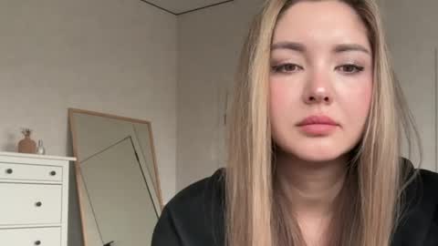 Snapshot of only_this chatting on April 2026 08:15:02 AM only_this online show from April 2026 08:15:02 AM