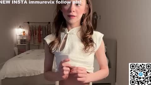 Snapshot of onlykitty_chillhere chatting on April 2026 11:21:02 PM BARBARA online show from April 2026 11:21:02 PM