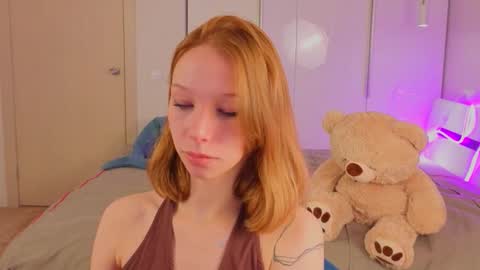 Lily online show from November 2025 11:43:02 AM