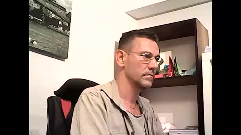 Snapshot of onlyprivate_m35 chatting on April 2026 05:48:02 PM onlyprivate m35 online show from April 2026 05:48:02 PM