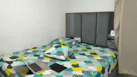 Snapshot of onlythem777 chatting on March 2026 12:28:01 AM PAREJA LATINA JOVEN MUY CACHONDOS online show from March 2026 12:28:01 AM