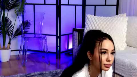 Xandra online show from November 2025 06:02:02 AM