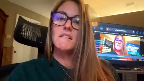 onthedl89 online show from September 2025 04:40:02 PM