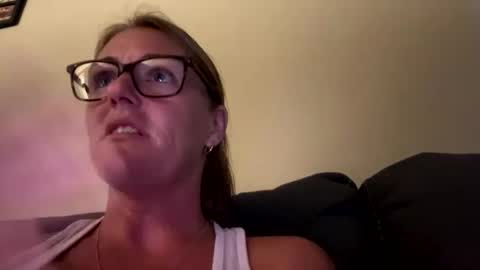onthedl89 online show from September 2025 07:36:02 PM