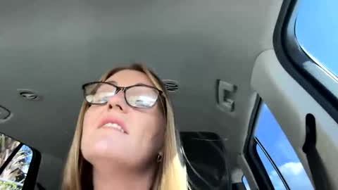 onthedl89 online show from October 2025 05:47:02 PM