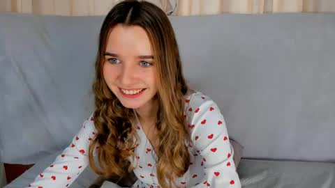 Snapshot of onyxvespera chatting on April 2026 07:03:01 AM onyxvespera online show from April 2026 07:03:01 AM