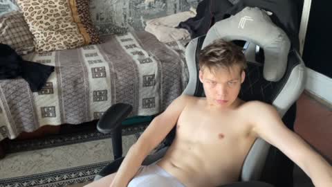 Snapshot of oofcblesssexx chatting on December 2024 10:40:02 AM bless god online show from December 2024 10:40:02 AM