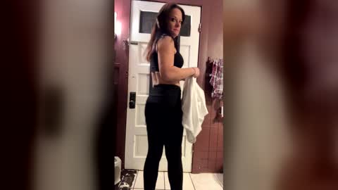 Snapshot of oojoleneoo chatting on December 2025 02:27:01 AM Jolene online show from December 2025 02:27:01 AM