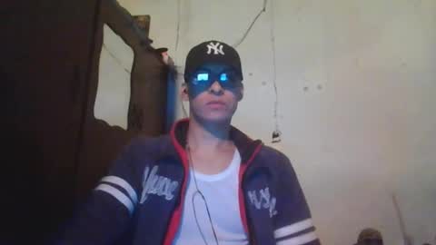 Snapshot of oomaurooo chatting on December 2025 07:15:02 AM oomaurooo online show from December 2025 07:15:02 AM