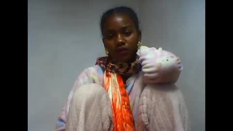 Snapshot of oooorazanasoa chatting on June 2026 12:28:02 PM oooorazanasoa online show from June 2026 12:28:02 PM