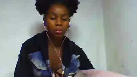 Snapshot of oooorazanasoa chatting on June 2026 05:56:02 PM oooorazanasoa online show from June 2026 05:56:02 PM