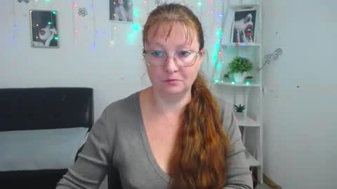 Snapshot of oovanessahotts chatting on September 2025 05:08:01 AM Vanessa online show from September 2025 05:08:01 AM